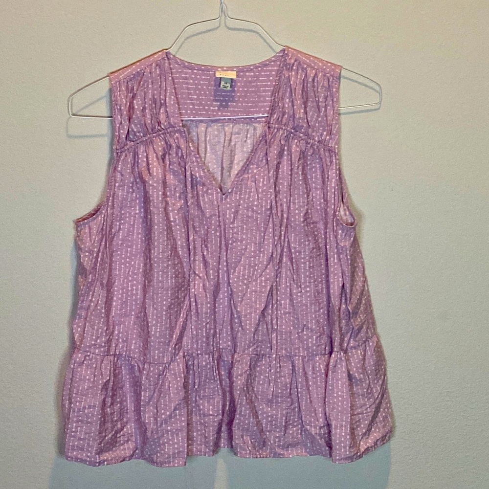 Plus size sleeveless comfy top for women